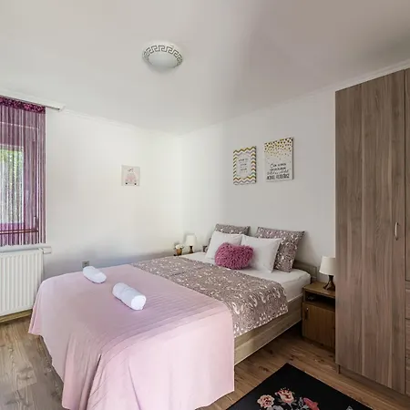 Διαμέρισμα Lexi Private Hydromassage Hot Tub Balatonboglár