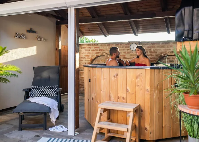 Lexi Private Hydromassage Hot Tub Lägenhet