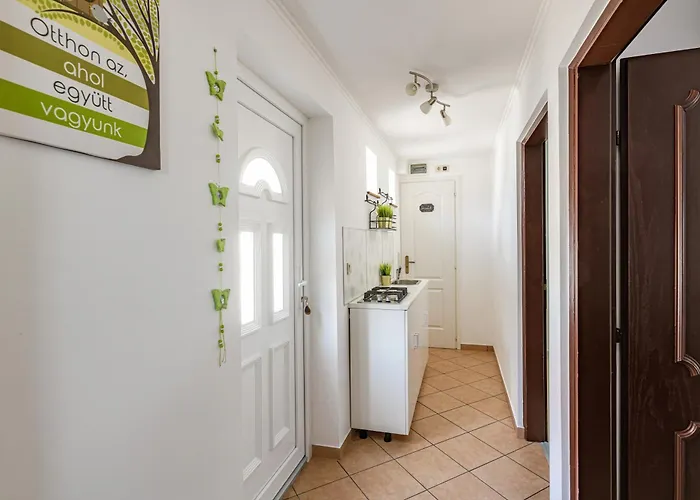 Lexi Private Hydromassage Hot Tub Balatonboglár