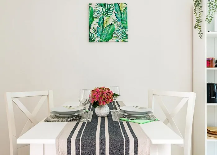 Lexi Private Hydromassage Hot Tub *